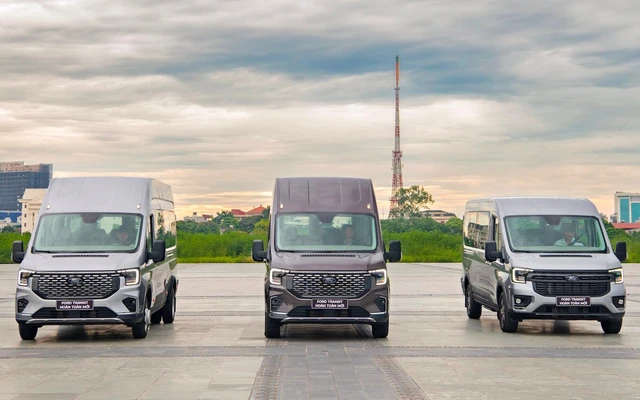 FORD TRANSIT HOÀN TOÀN MỚI